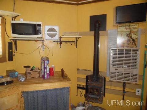 4518 12th, Escanaba, MI 49829 photo 10