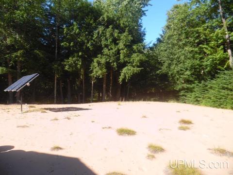 4518 12th, Escanaba, MI 49829 photo 19