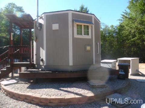 4518 12th, Escanaba, MI 49829 photo 3