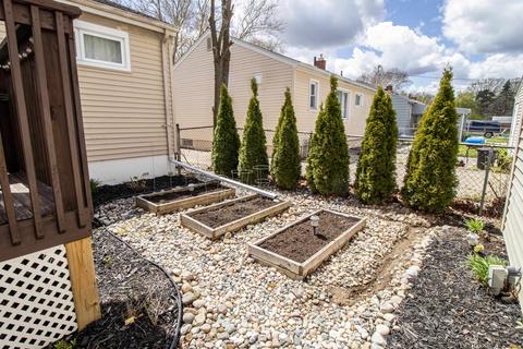 3829 Delaware Ave, Flint, MI 48506 photo 39
