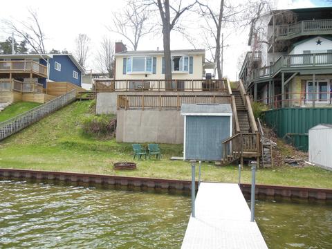 263 S Lake St, Harrison, MI 48625