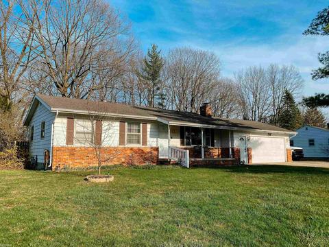 2570 Herber Dr, Port Huron, MI 48060