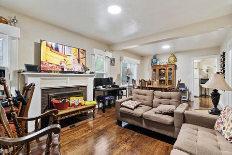 719 Copeman, Flint, MI 48504 photo 2