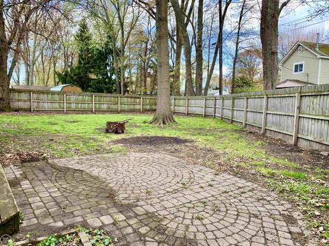 591 Market, Algonac, MI 48001 photo 32