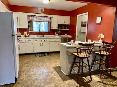 591 Market, Algonac, MI 48001 photo 13