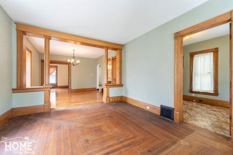 411 E Williams St, Owosso, MI 48867 photo 12