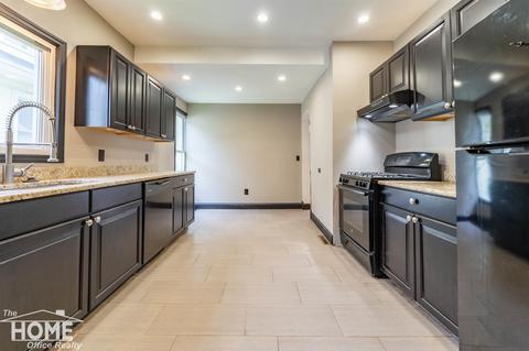 411 E Williams St, Owosso, MI 48867 photo 8