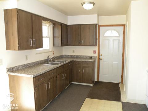 3768 Allan, Owosso, MI 48867 photo 6