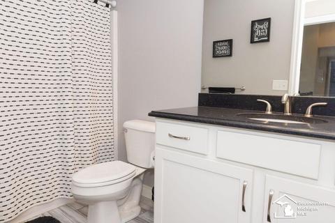 1420 W Smith, Temperance, MI 48182 photo 38