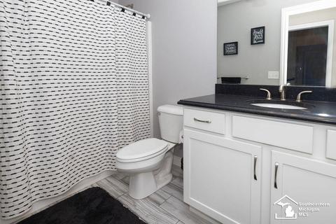 1420 W Smith, Temperance, MI 48182 photo 37
