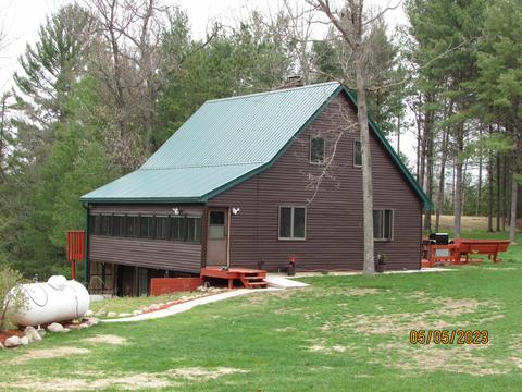 11999 E South County Line Rd, Harrison, MI 48625
