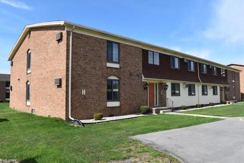 1900 River #H-3, Marysville, MI 48040