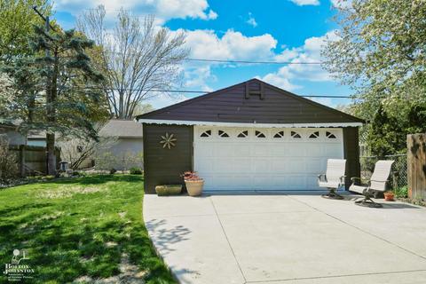 831 Lincoln, Grosse Pointe, MI 48230 photo 37