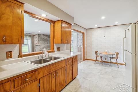 579 Dopp Rd, Midland, MI 48640 photo 17