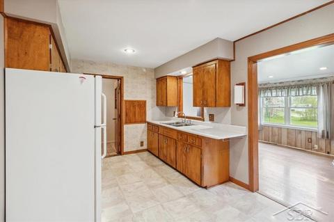 579 Dopp Rd, Midland, MI 48640 photo 14