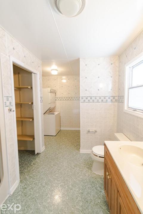 14157 Stratford, Riverview, MI 48193 photo 20