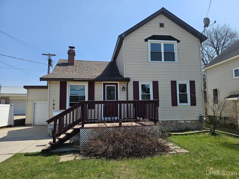 105 S Second, Manistique, MI 49854