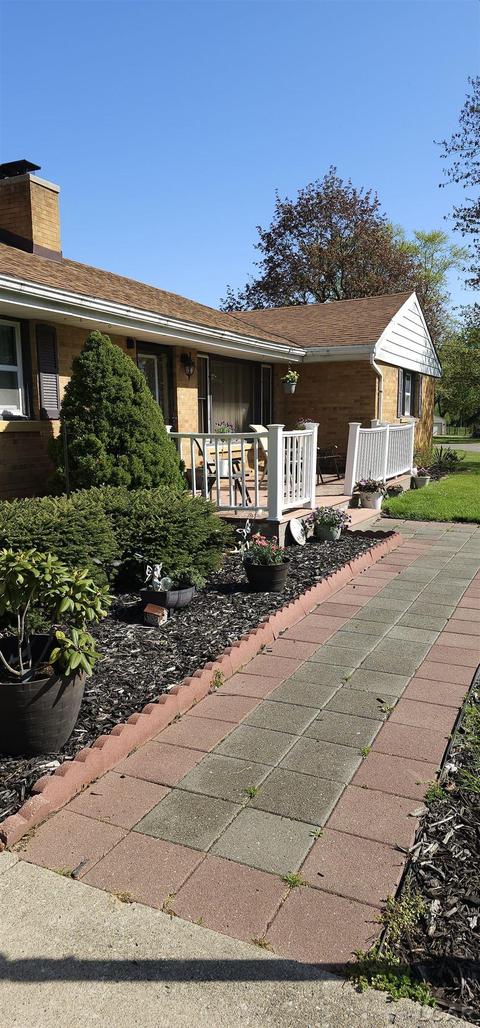 1086 Westfield Dr, Jackson, MI 49203 photo 9