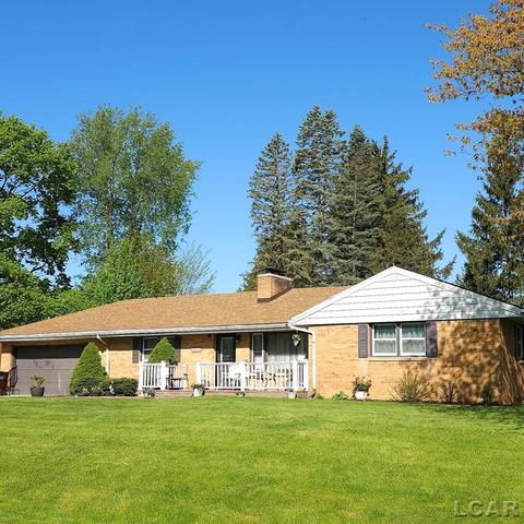 1086 Westfield Dr, Jackson, MI 49203