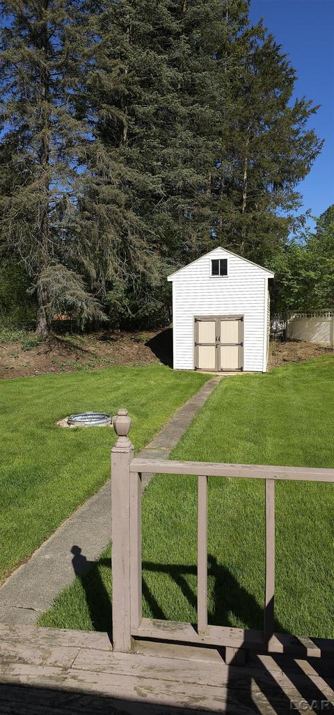 1086 Westfield Dr, Jackson, MI 49203 photo 6