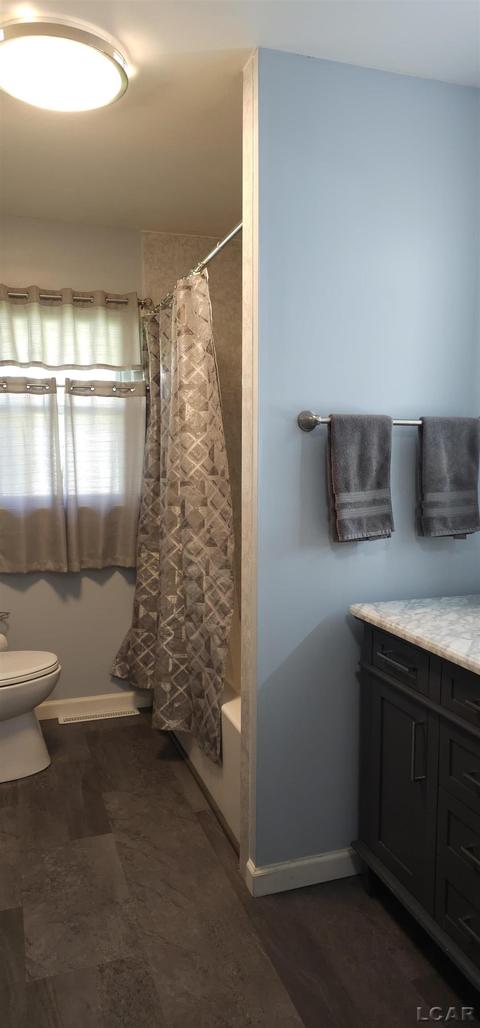 1086 Westfield Dr, Jackson, MI 49203 photo 28