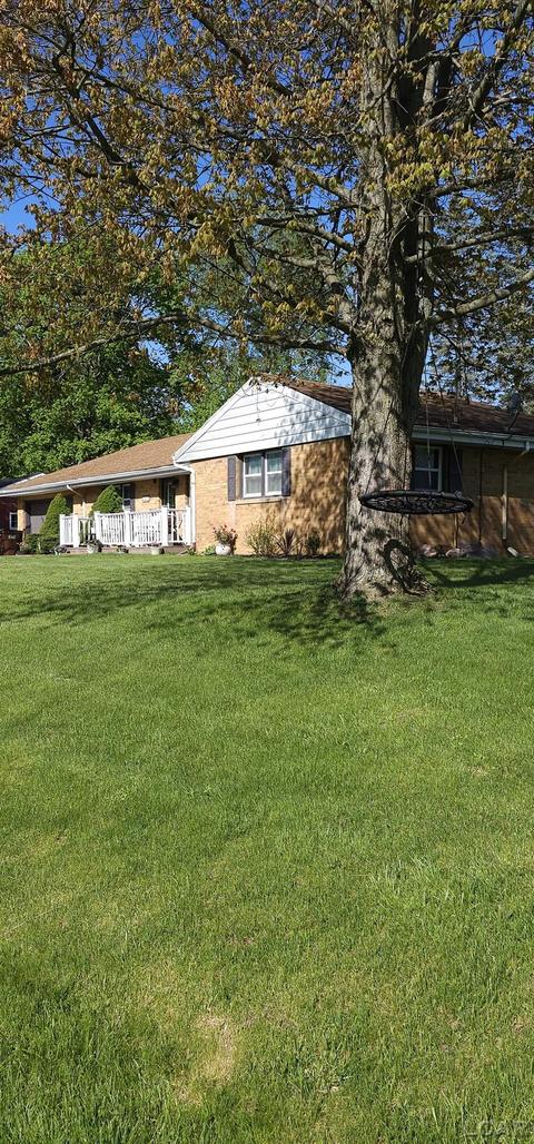 1086 Westfield Dr, Jackson, MI 49203 photo 3
