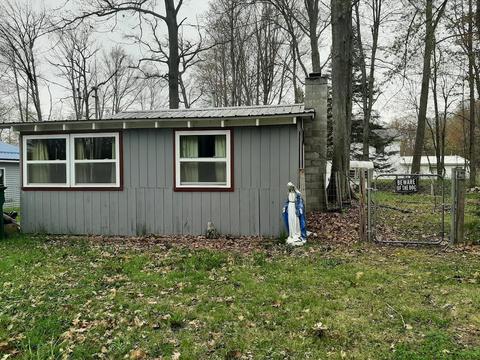 4803 Lakewood, Harrison, MI 48625