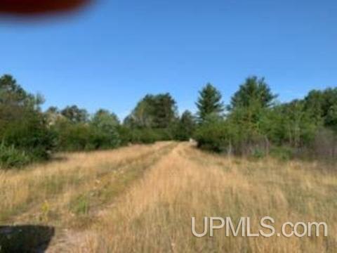 tbd 1375 Rd M5, Escanaba, MI 49829