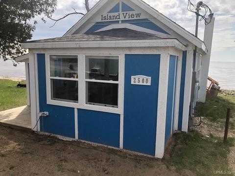 2500 M35, Bark River, MI 49807