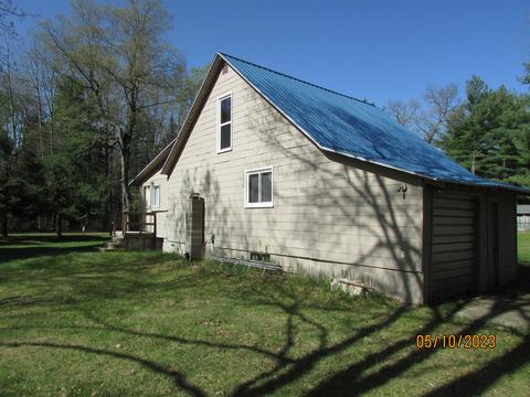 2330 Buck Rd, Harrison, MI 48625 photo 4