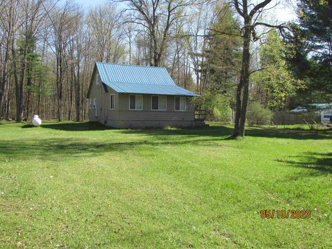 2330 Buck Rd, Harrison, MI 48625 photo 2