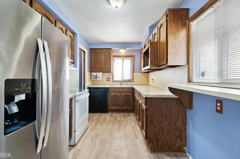24786 Cushing, Eastpointe, MI 48021 photo 5