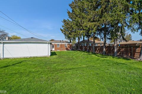 24786 Cushing, Eastpointe, MI 48021 photo 23