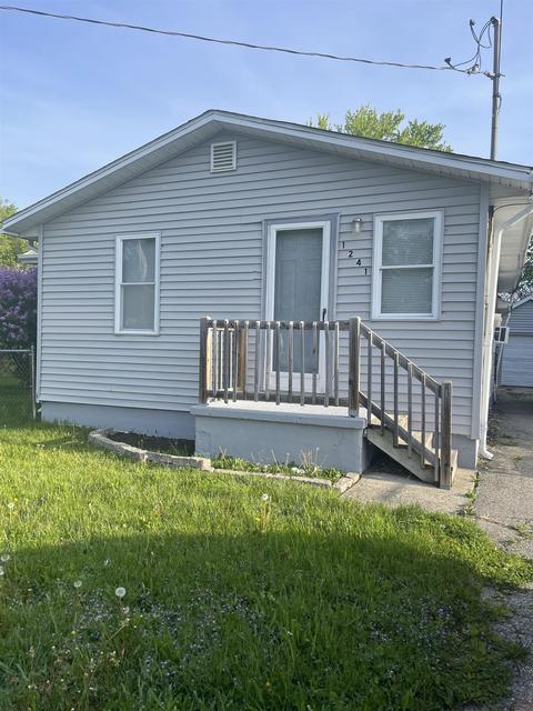 1241 Wells, Burton, MI 48529