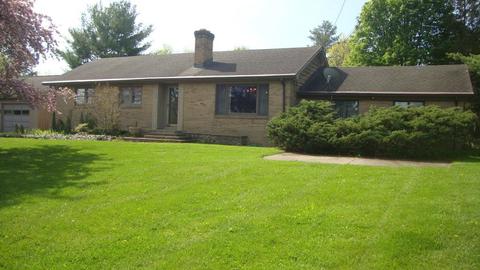 5371 W Coldwater, Flint, MI 48504