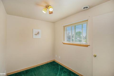 7276 Audubon St, Clay, MI 48001 photo 12