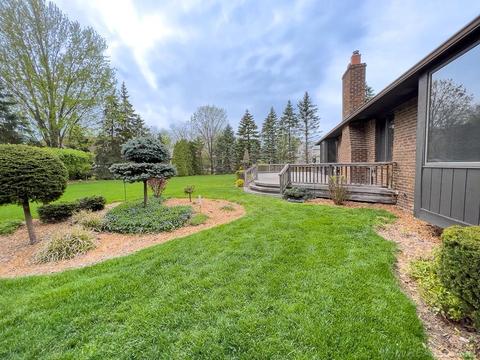 2550 Ormsby Dr, Sterling Heights, MI 48310 photo 25