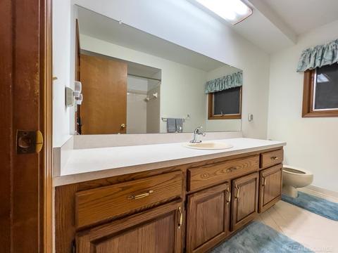 2550 Ormsby Dr, Sterling Heights, MI 48310 photo 18