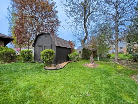 2550 Ormsby Dr, Sterling Heights, MI 48310 photo 31