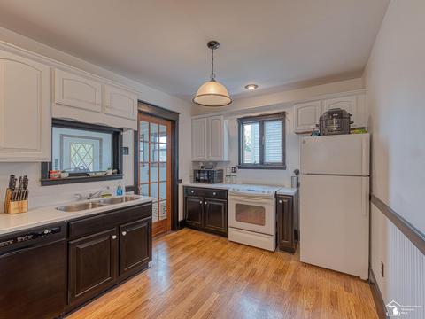 528 Riverview, Monroe, MI 48162 photo 5