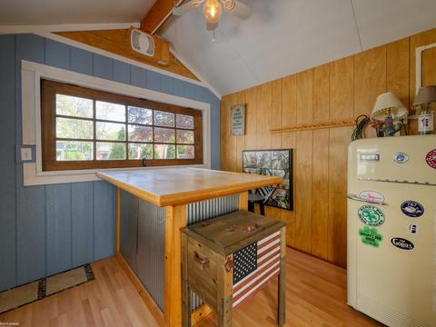 705 Clinton Ave, Saint Clair, MI 48079 photo 17