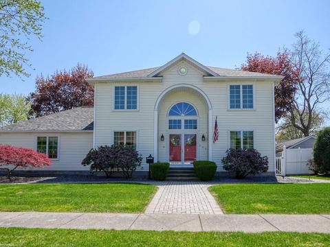 705 Clinton Ave, Saint Clair, MI 48079 photo 5