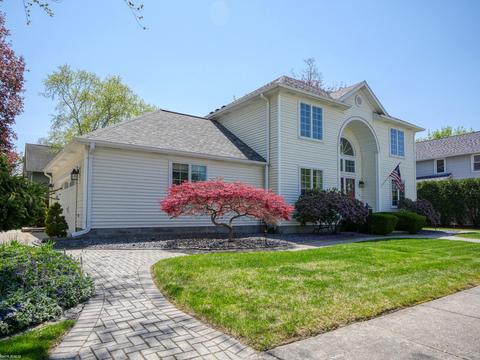 705 Clinton Ave, Saint Clair, MI 48079 photo 9