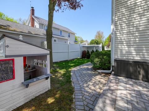 705 Clinton Ave, Saint Clair, MI 48079 photo 12