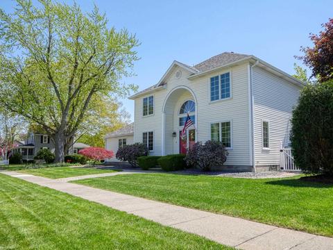705 Clinton Ave, Saint Clair, MI 48079 photo 6