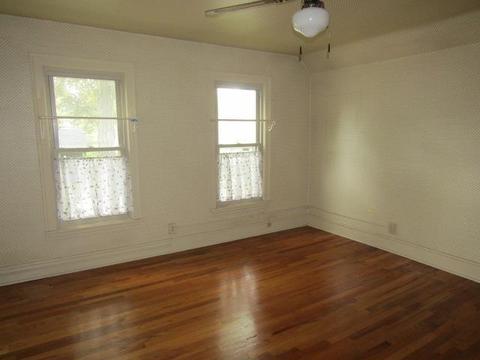 609 N Pne, Owosso, MI 48867 photo 14
