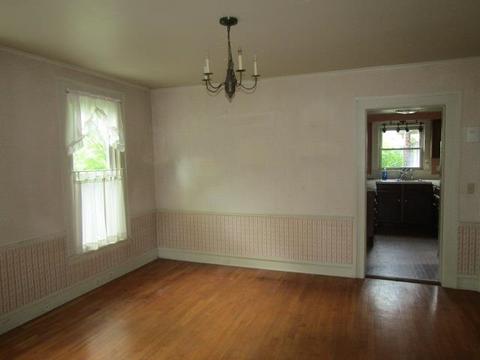 609 N Pne, Owosso, MI 48867 photo 5