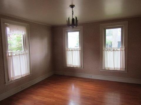 609 N Pne, Owosso, MI 48867 photo 9
