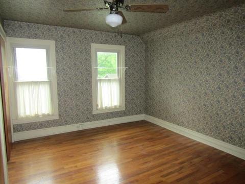 609 N Pne, Owosso, MI 48867 photo 13