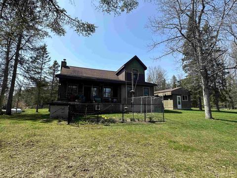 9510 32nd, Rapid River, MI 49878